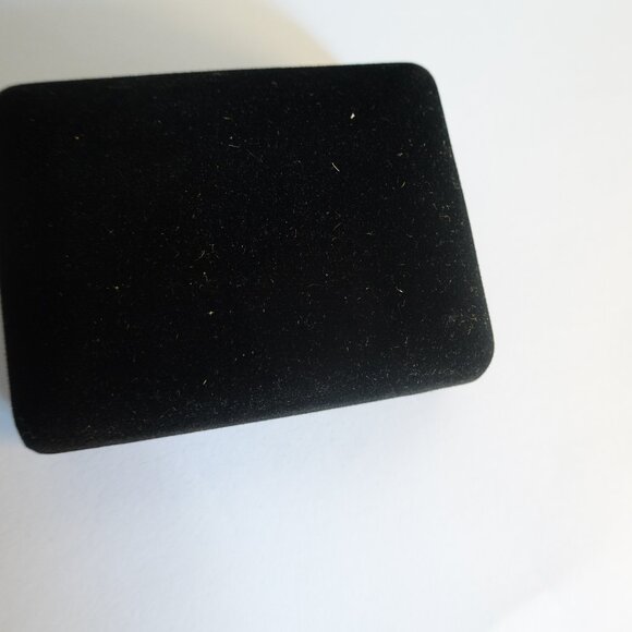 Men's Black and Gold Tuxedo Cufflinks and Studs - Picture 2 of 2